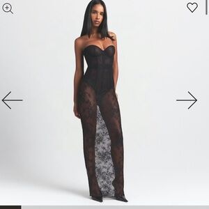 SKIMS Ultra fine lace STRAPLESS CORSET LONG DRESS